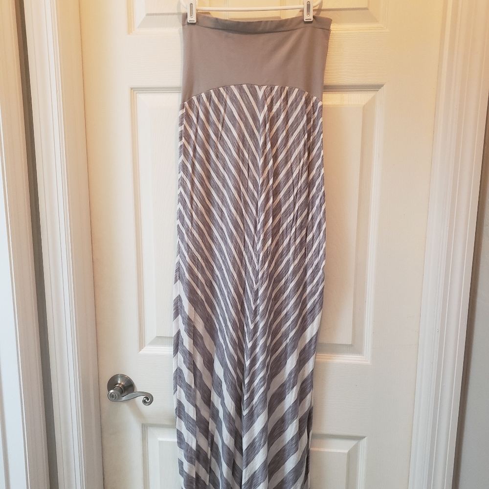 Gray stripped maxi tube dress